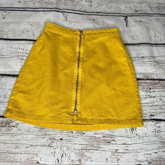 BDG Bright Yellow Front Zipper Skirt Size XS - Picture 2 of 9